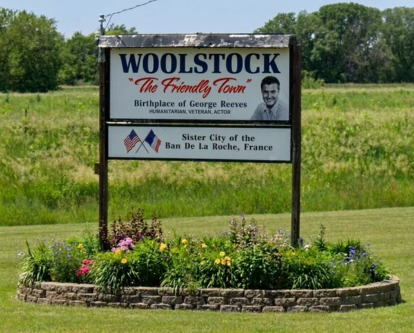 WOOLSTOCK, IOWA