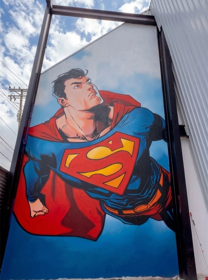 McFarlane Toys Unveils Warpland Superman Red Platinum Edition Figure